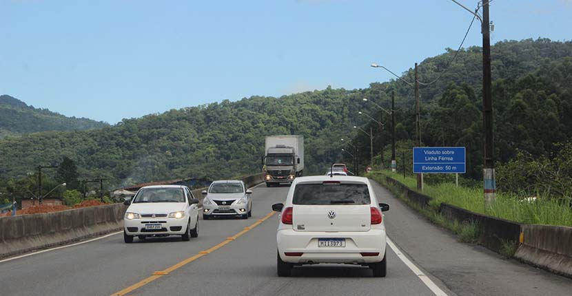 Engenheiras da SEI na Aciag para explicar obras de duplicação