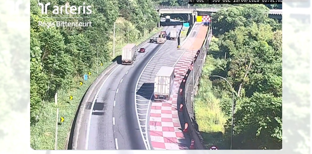 Vídeo – Caminhão utiliza área de escape no KM 353 e evita acidente grave