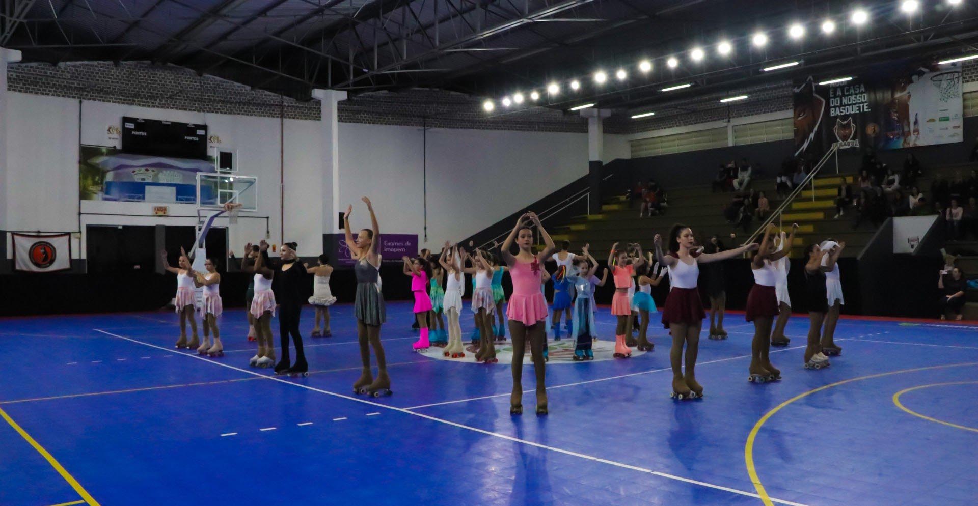 Mostra de Criatividade na patinação artística surpreende o público