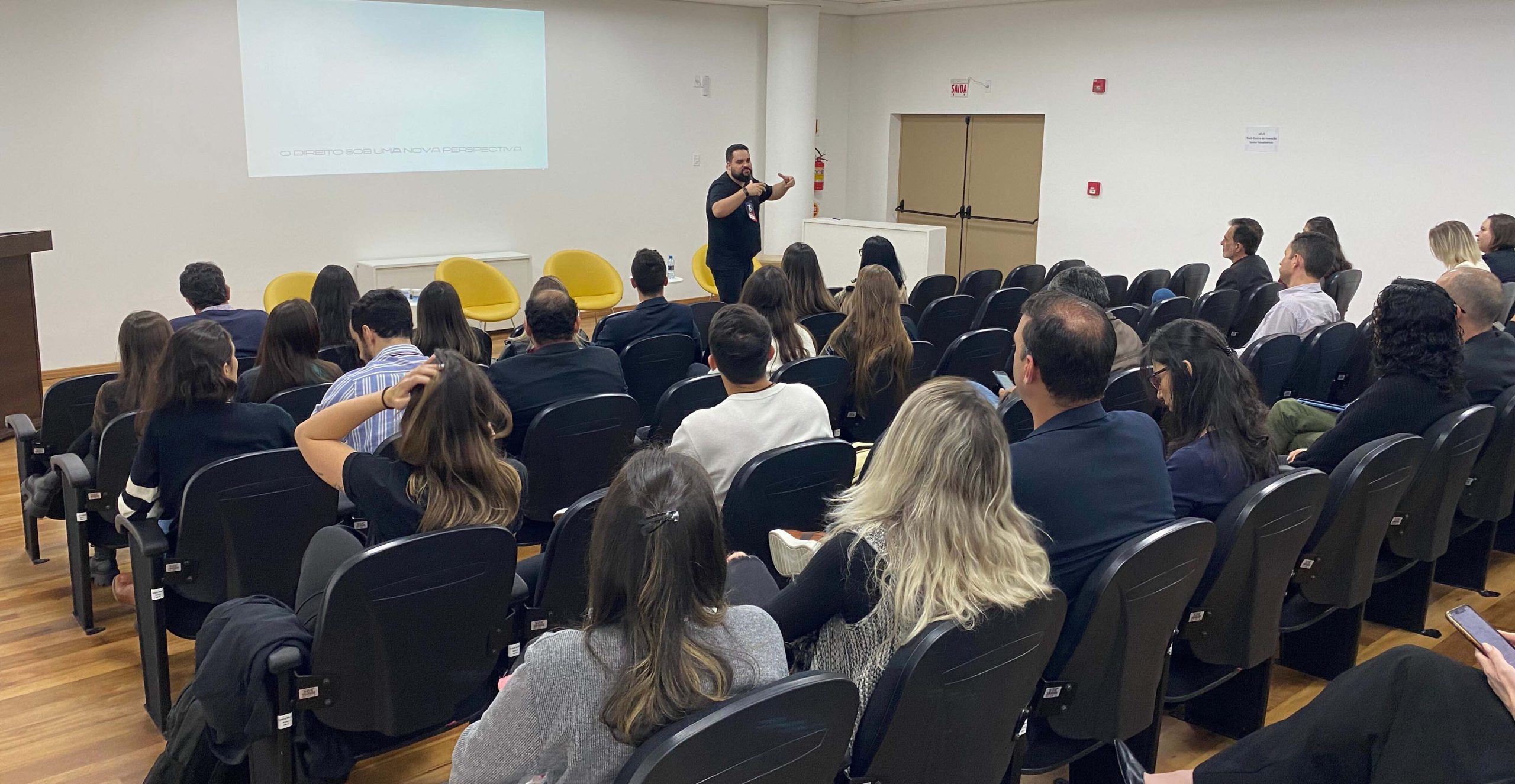 Novale Day ativa ecossistema e formaliza parceria com 49 educação 