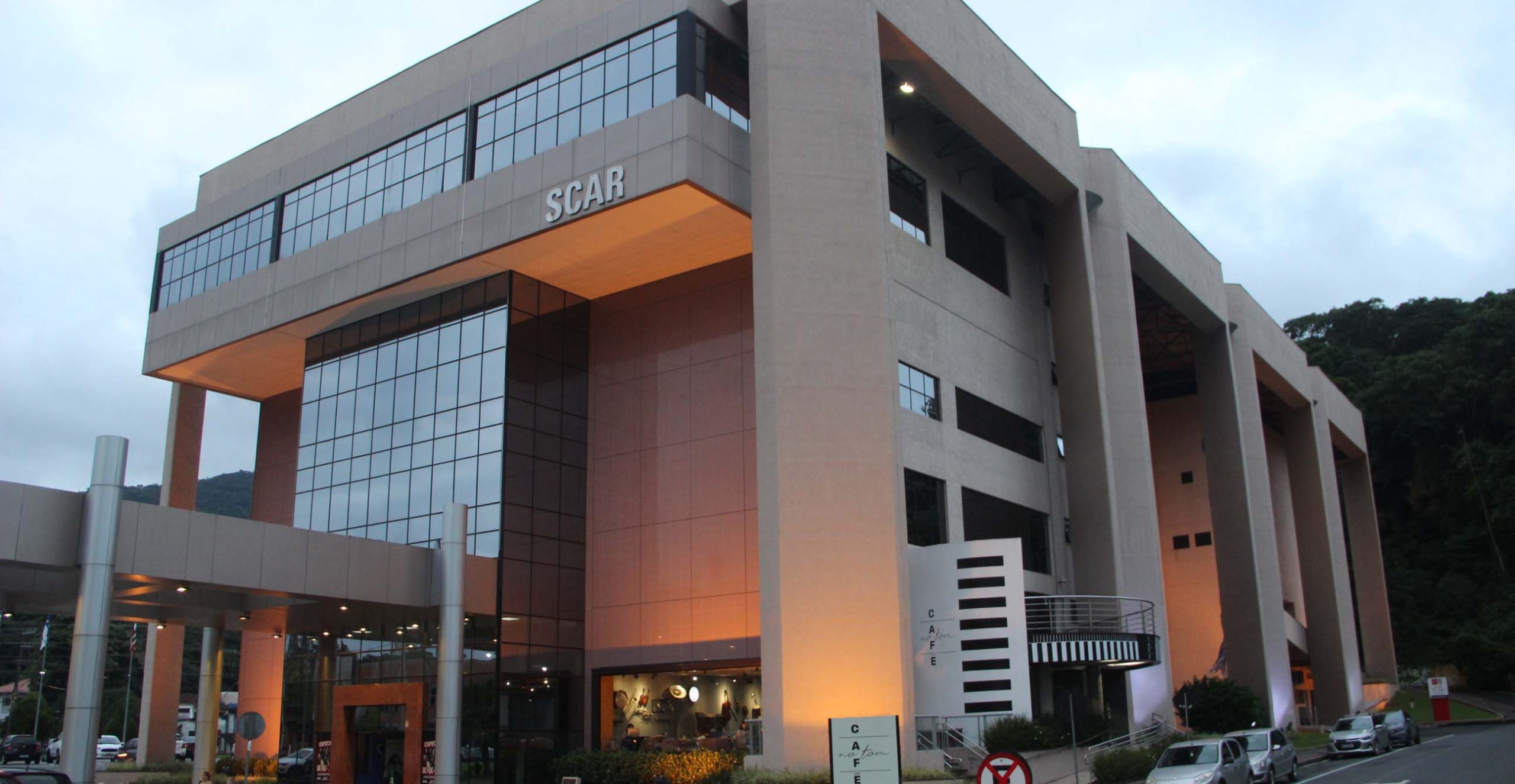 Bolsas de estudo para Curso de Design Têxtil e Estamparia 