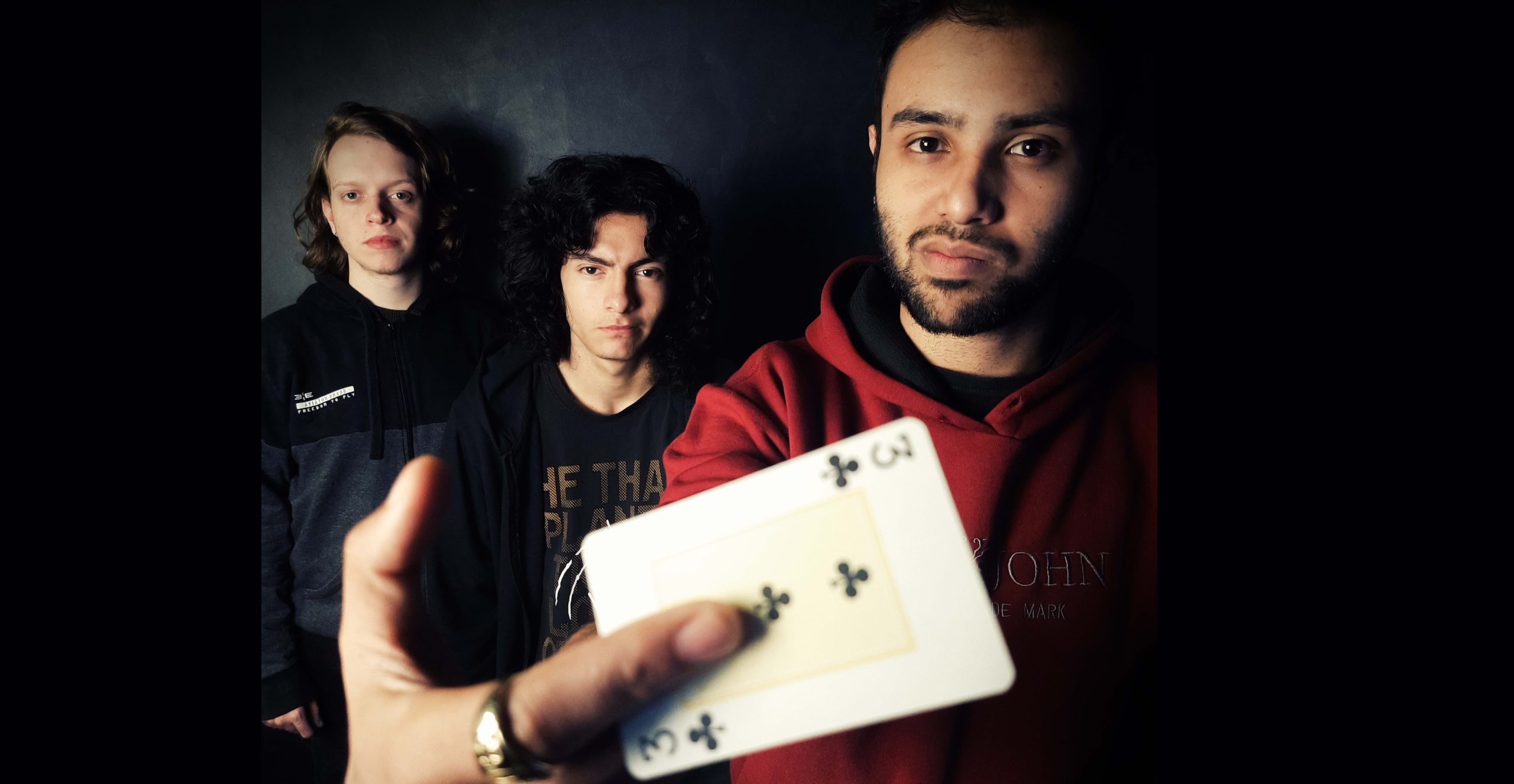 Banda local grava álbum com o guitarrista mais rápido do mundo 