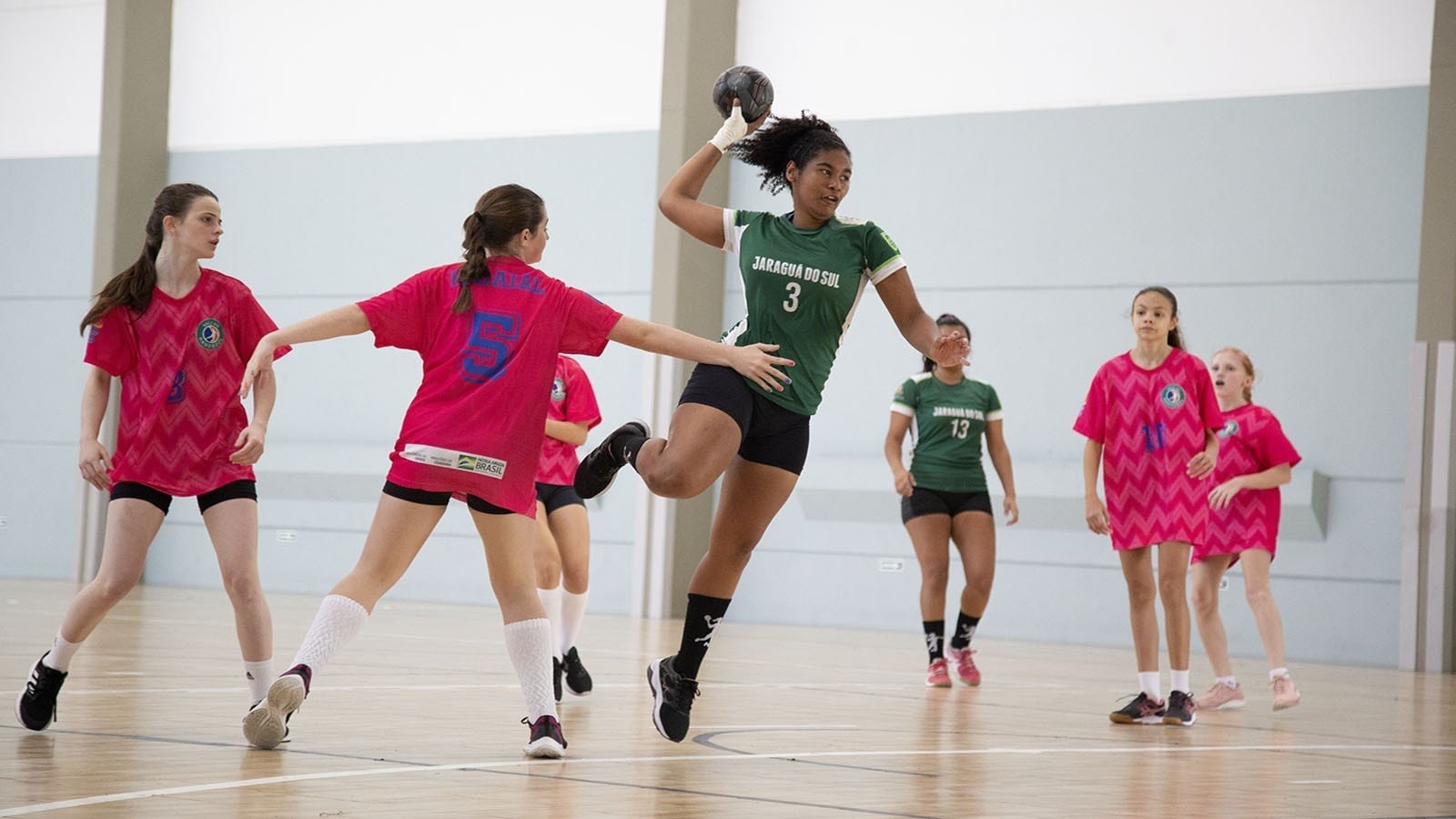 Handebol: Time feminino de Jaraguá do Sul se classifica para fase principal da Liga Cadete