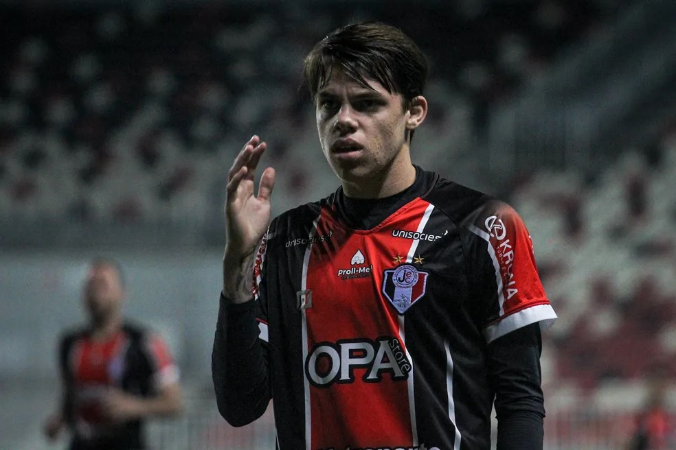 Futebol: Corinthians deve ao Joinville e São Bernardo pela compra de Chrystian Barletta, feita há três meses