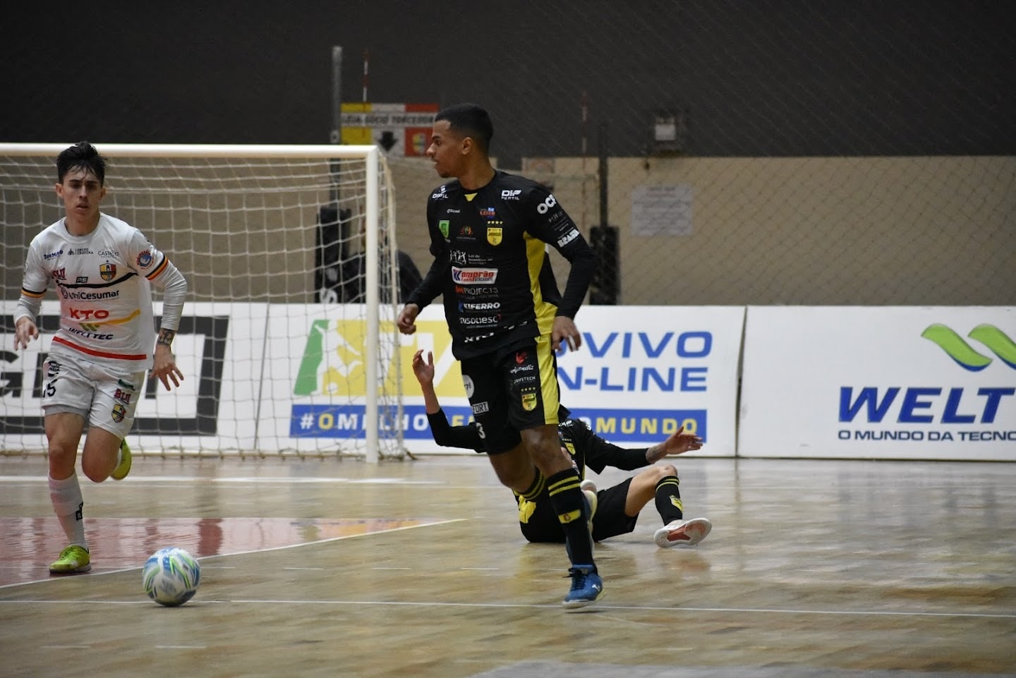 Futsal: Com time sub-20, Jaraguá é goleado por São Lourenço fora de casa pelo estadual