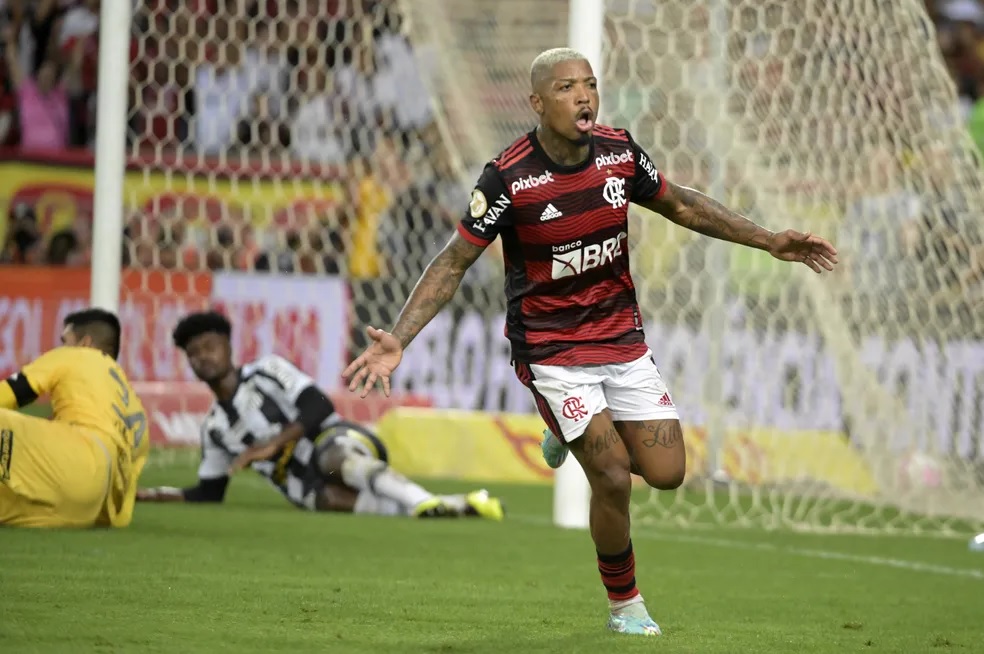Futebol: Ex-Flamengo e Santos, o atacante Marinho é anunciado em novo clube