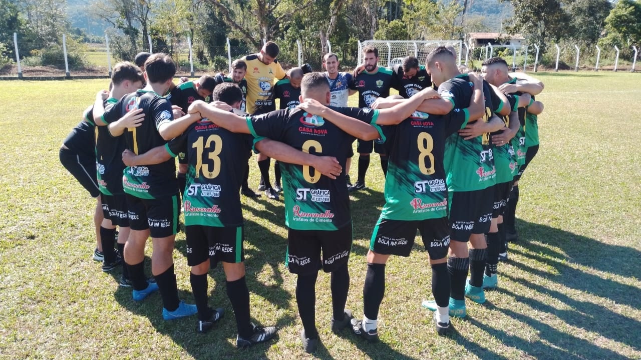 Futebol: 35º Campeonato Municipal de Schroeder estreia com 18 gols em quatro jogos