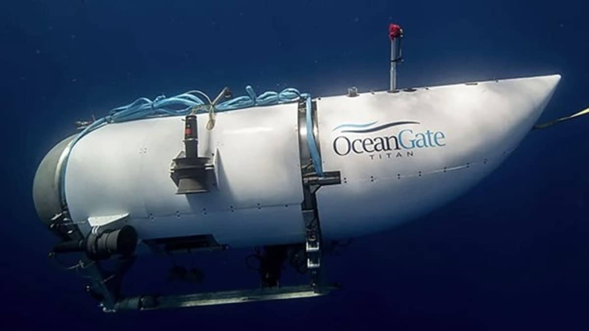 Destroços do submarino Titan, que implodiu durante expedição ao Titanic, chegam ao Canadá