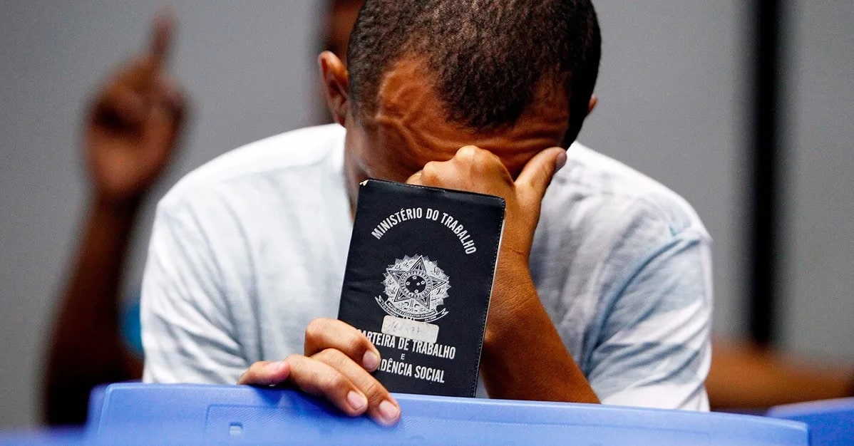 Empresa têxtil desliga 700 funcionários em Blumenau e parcela rescisões