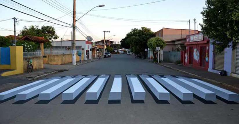 Ronnie Lux sugere faixas de pedestres 3 D em locais turísticos