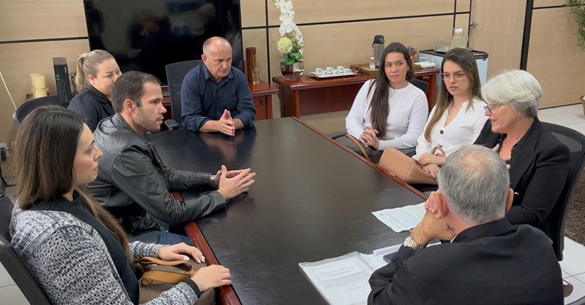 Três médicas do Programa Mais Médicos iniciam em Jaraguá