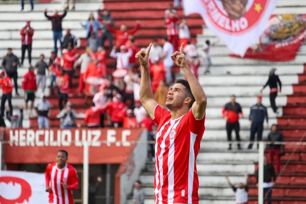 Futebol: Desde jogo contra o Juventus em 2021, Hercílio Luz não sabe o que é perder em seu estádio