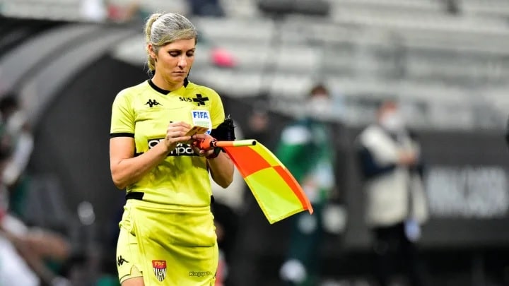 Futebol: Árbitra do Oeste de Santa Catarina faz história na Copa do Mundo Feminina 2023