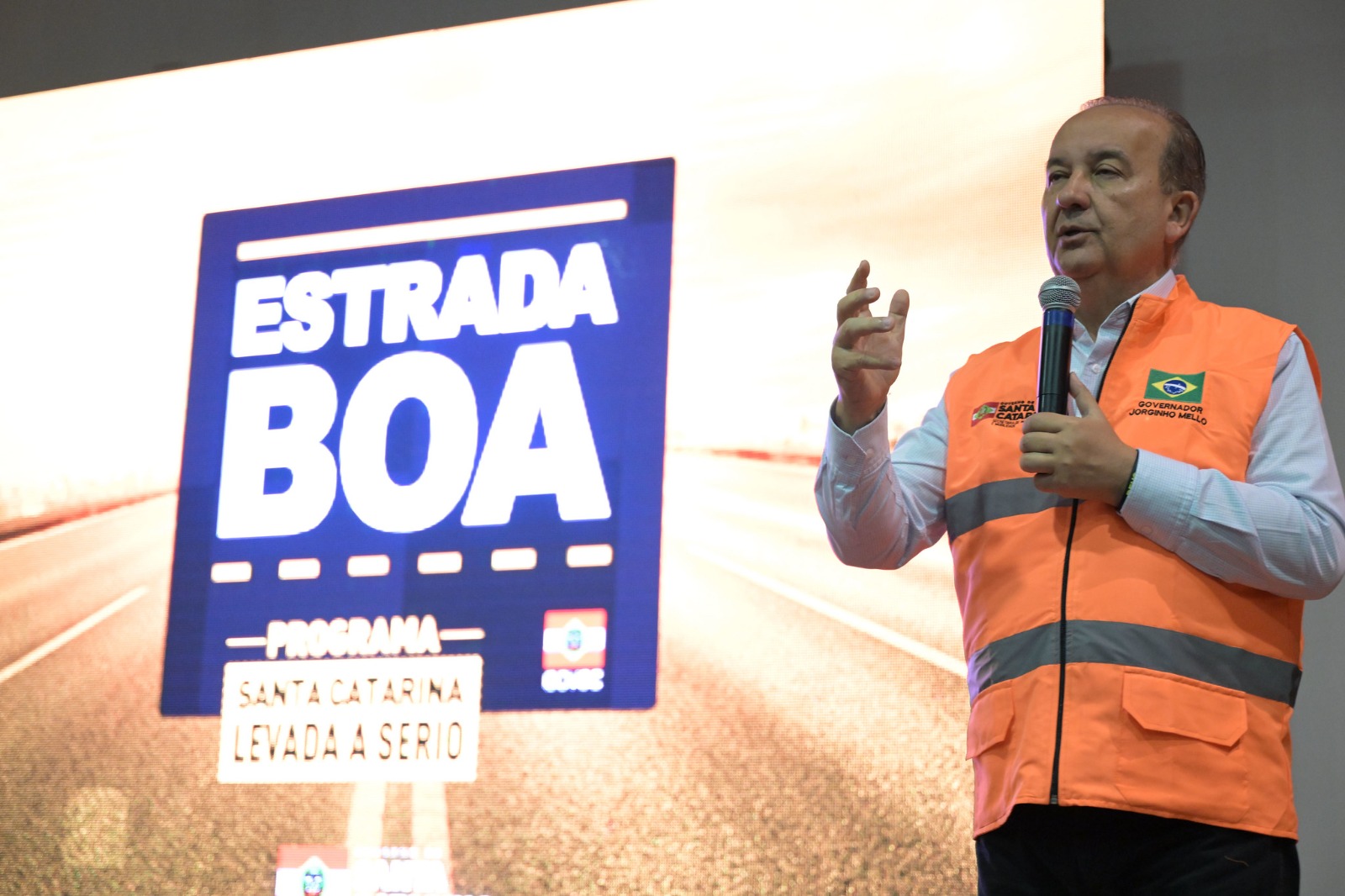 *Governo lança o programa Estrada Boa*