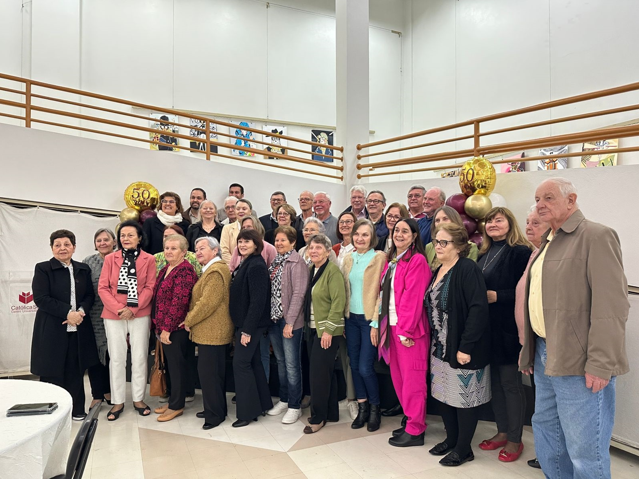 FERJ completa 50 anos e egressos da turma pioneira são homenageados