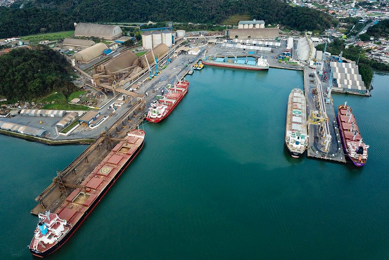 Porto de São Francisco quebra recorde no tempo de carregamento de milho