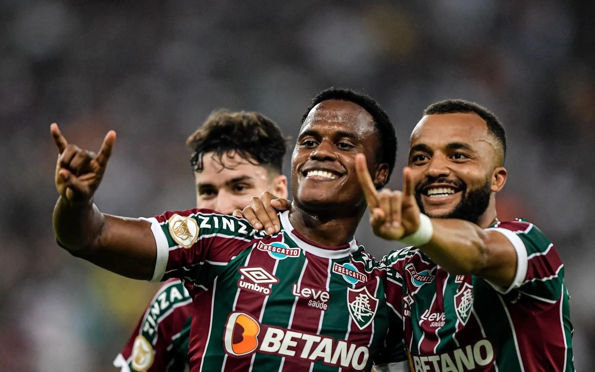 Futebol: Na rodada do Brasileirão, Fluminense vence Palmeiras e Goiás bate o Fortaleza