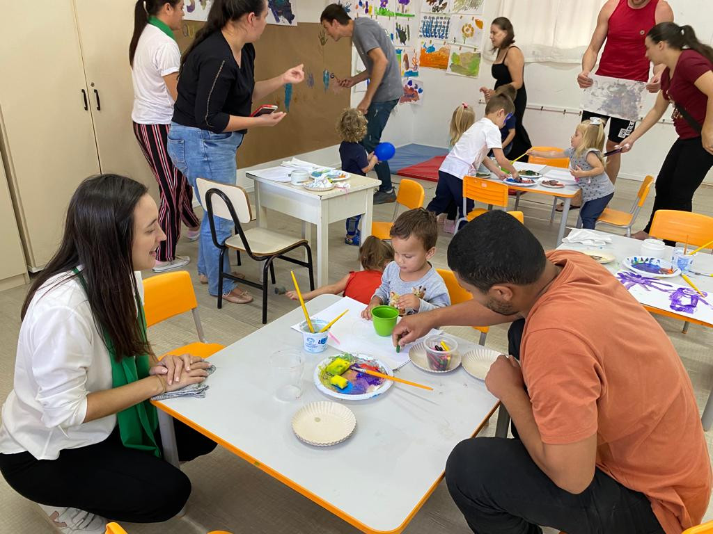 Escolas e centros infantis realizam sábado o Dia da Família na Escola