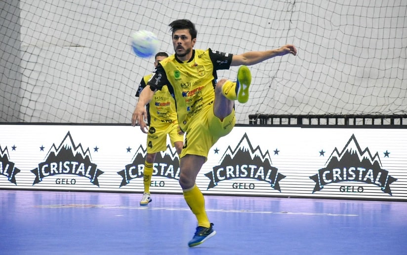 Futsal: Jaraguá é derrotado pelo Pato e está fora da Taça Brasil de Clubes