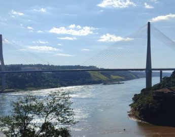 Nova ponte entre Brasil e Paraguai é 100% concluída, mas não tem data para liberação