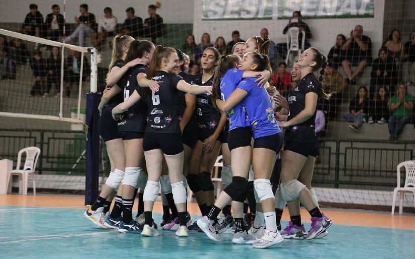 Vôlei: Equipe feminina jaraguaense conhece adversário nas quartas de final do estadual