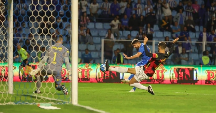 Futebol: Avaí sofre gol nos acréscimos e empata com Sport na Ressacada pela Série B
