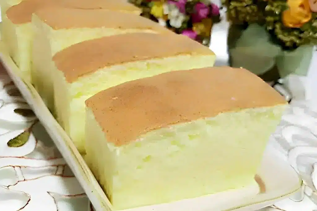 Receita do bolo japonês super leve e fofinho que viralizou na internet para você fazer em casa