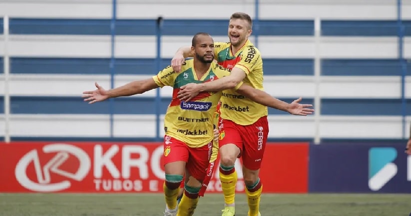 Futebol: Brusque vence o São José-RS de virada na estreia da segunda fase da Série C do Brasileiro