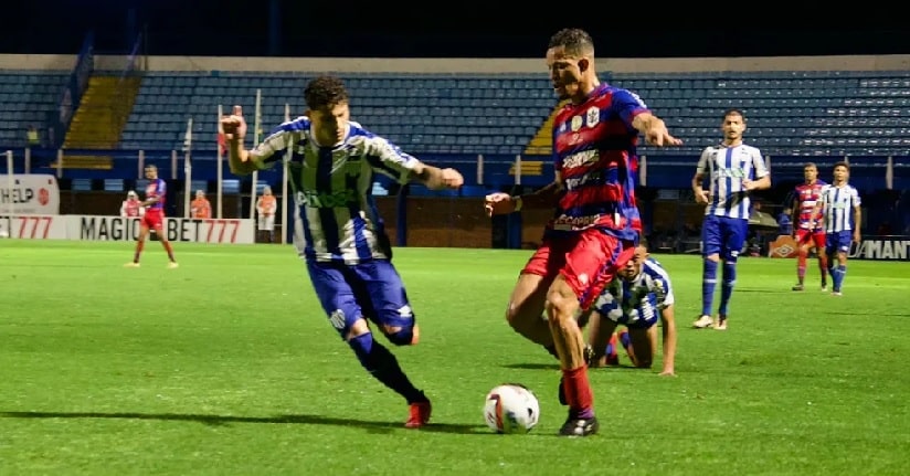 Futebol: Em noite de sete gols, Avaí bate o Marcílio Dias pela Copa Santa Catarina