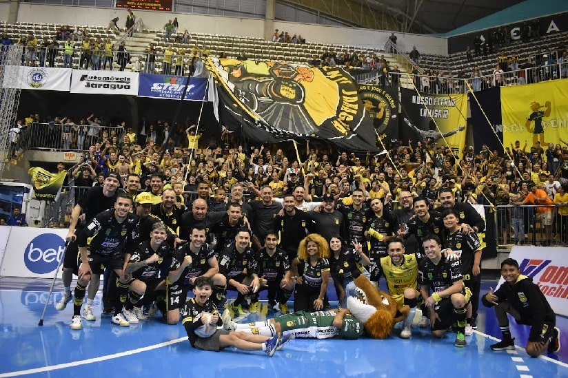 Vídeo: Assista aos gols da vitória do Jaraguá Futsal contra o Joinville por 4 a 2