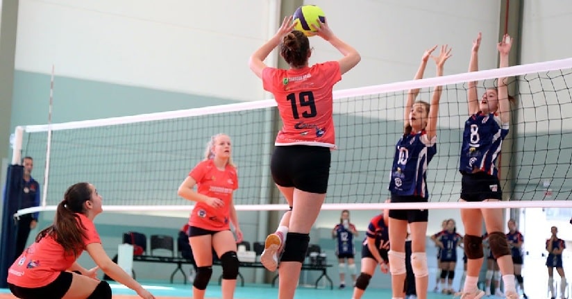Vôlei: Time jaraguaense feminino fecha etapa do estadual sub-13 em terceiro da chave