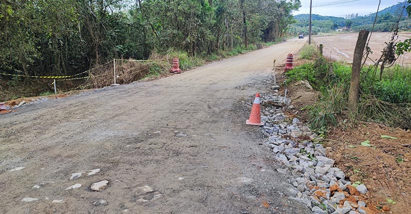 GUARAMIRIM: Via entre Corticeira e Guamiranga é interditada para obras