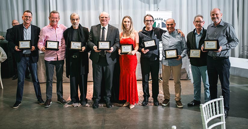 Associação Médica homenageia profissionais do município