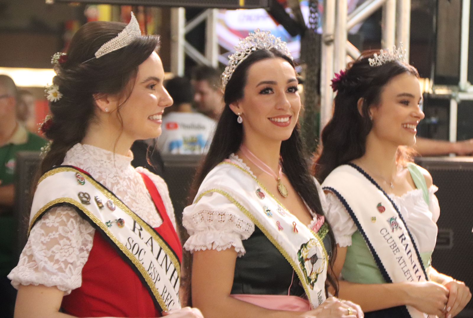 traje