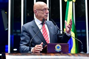 Pelo Estado -