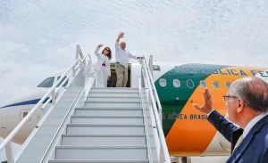 política e políticos