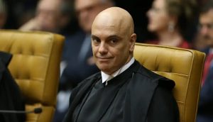 Política