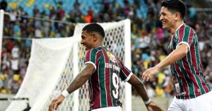 Futebol: Com dois golaços, Fluminense vence e rebaixa Coritiba para a Série B