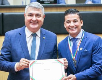 Empresário recebe homenagem por sua contribuição à Santa Catarina