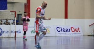 Futsal: Cascavel bate duas vezes a Assoeva e avança na LNF