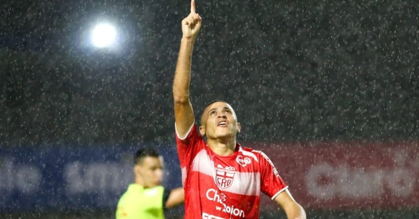 Futebol: Avaí anuncia retorno do meia-atacante João Paulo