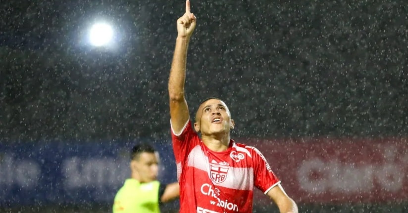 Futebol: Avaí anuncia retorno do meia-atacante João Paulo