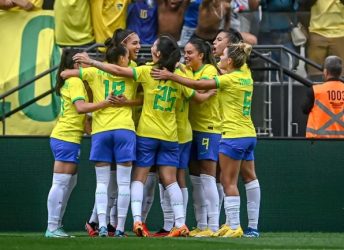 Futebol: Brasil perde amistoso contra o Japão no Morumbi
