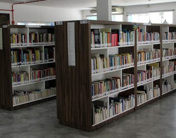 Prazo de devolução de livros da biblioteca municipal fecha no dia 18 
