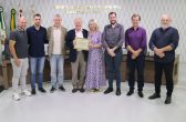 Câmara lembra dia do voluntário com homenagem a Rolf Hermann