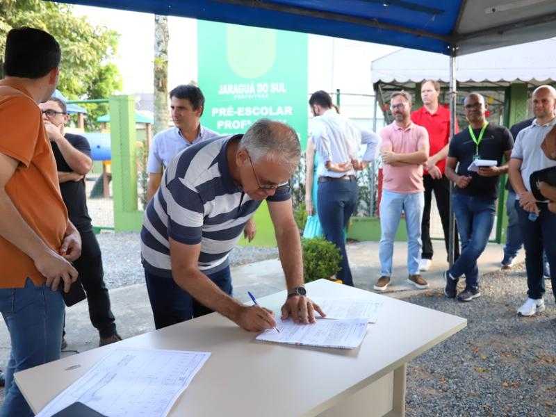 Município deve fechar ano com R$ 215 milhões na infraestrutura