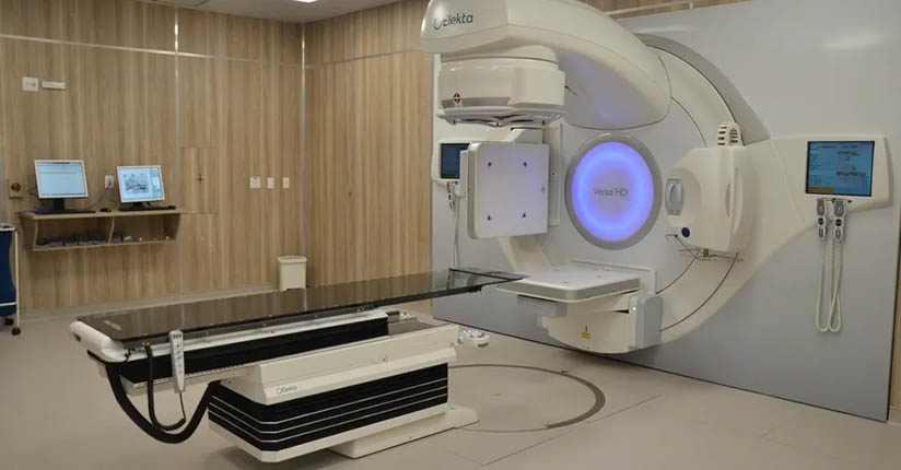 Deputada Ana Paula Lima garante acelerador linear ao São José