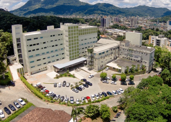 Hospital Jaraguá: Dr. Vicente comemora credenciamento de Neurocirurgia pelo SUS