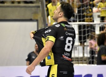 Futsal: Capitão Leco renova contrato com o Jaraguá