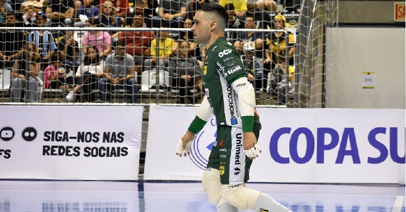 Futsal: Goleiro Tiago continua no Jaraguá em 2024